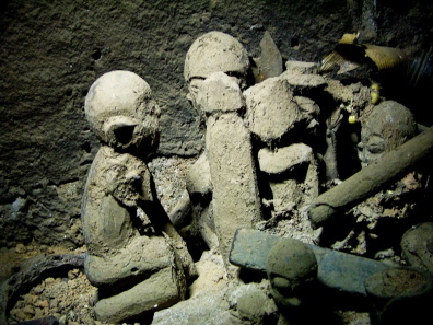 Altarskulpturen von Bokpan