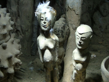 ca. 30 Jahre alte Figuren von Sanwelé ca. 30 Jahre alte Figuren von Sanwelé